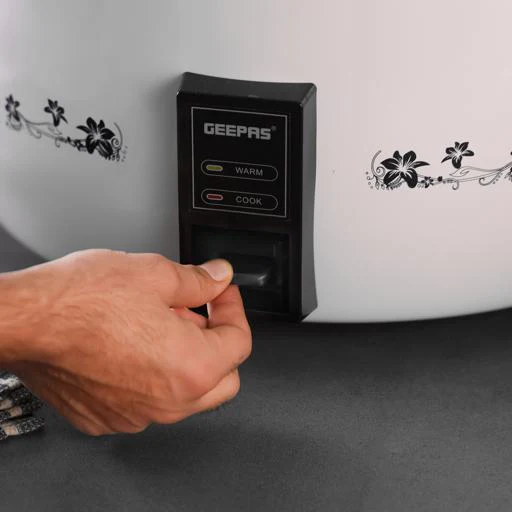 Geepas Commercial Rice Cooker GRC4323 | 10L Capacity | 2800W Power | Cook & Keep Warm Function | Durable Aluminium Inner Pot | Stainless Steel Lid | 2 Years Warranty - Image 7